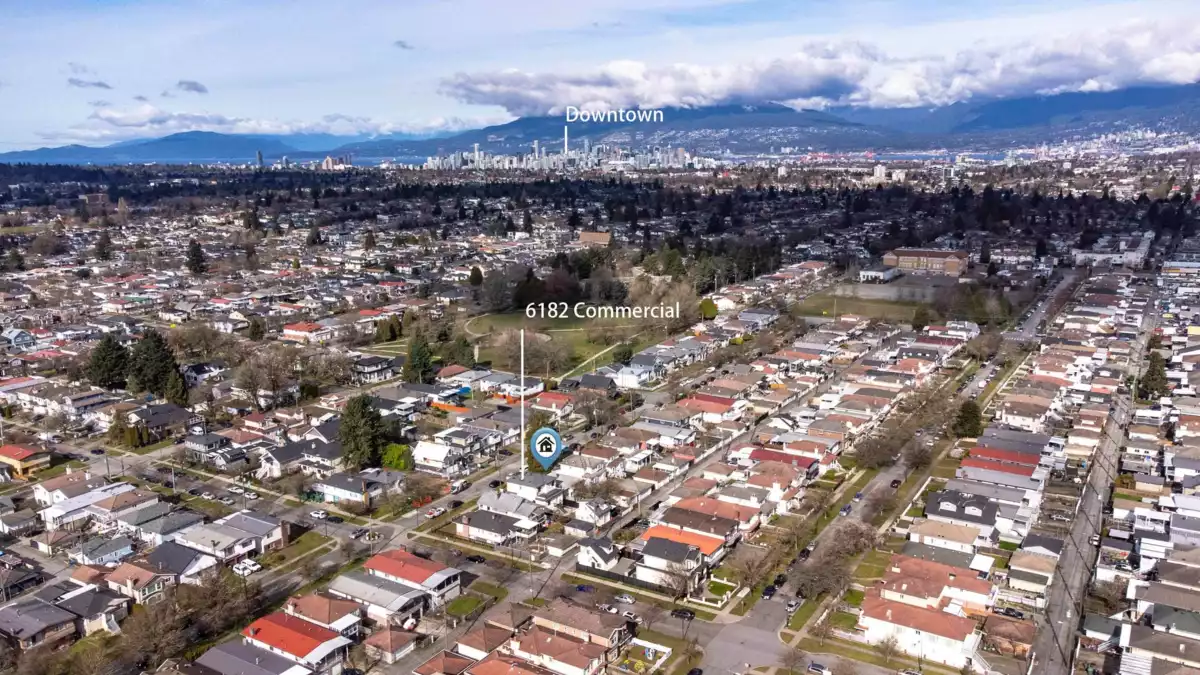 Dining Area Photo of 6182 Commercial Street, Vancouver, BC