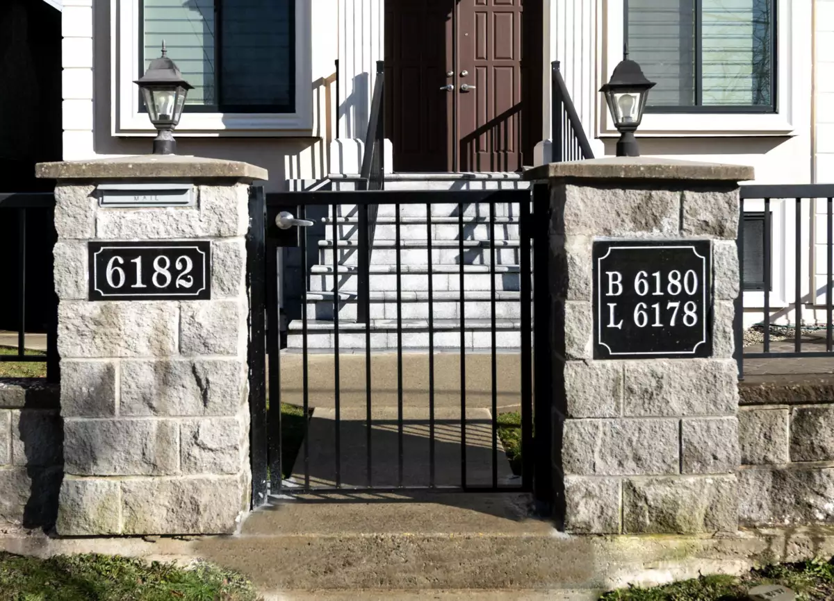 Living Room Photo of 6182 Commercial Street, Vancouver, BC