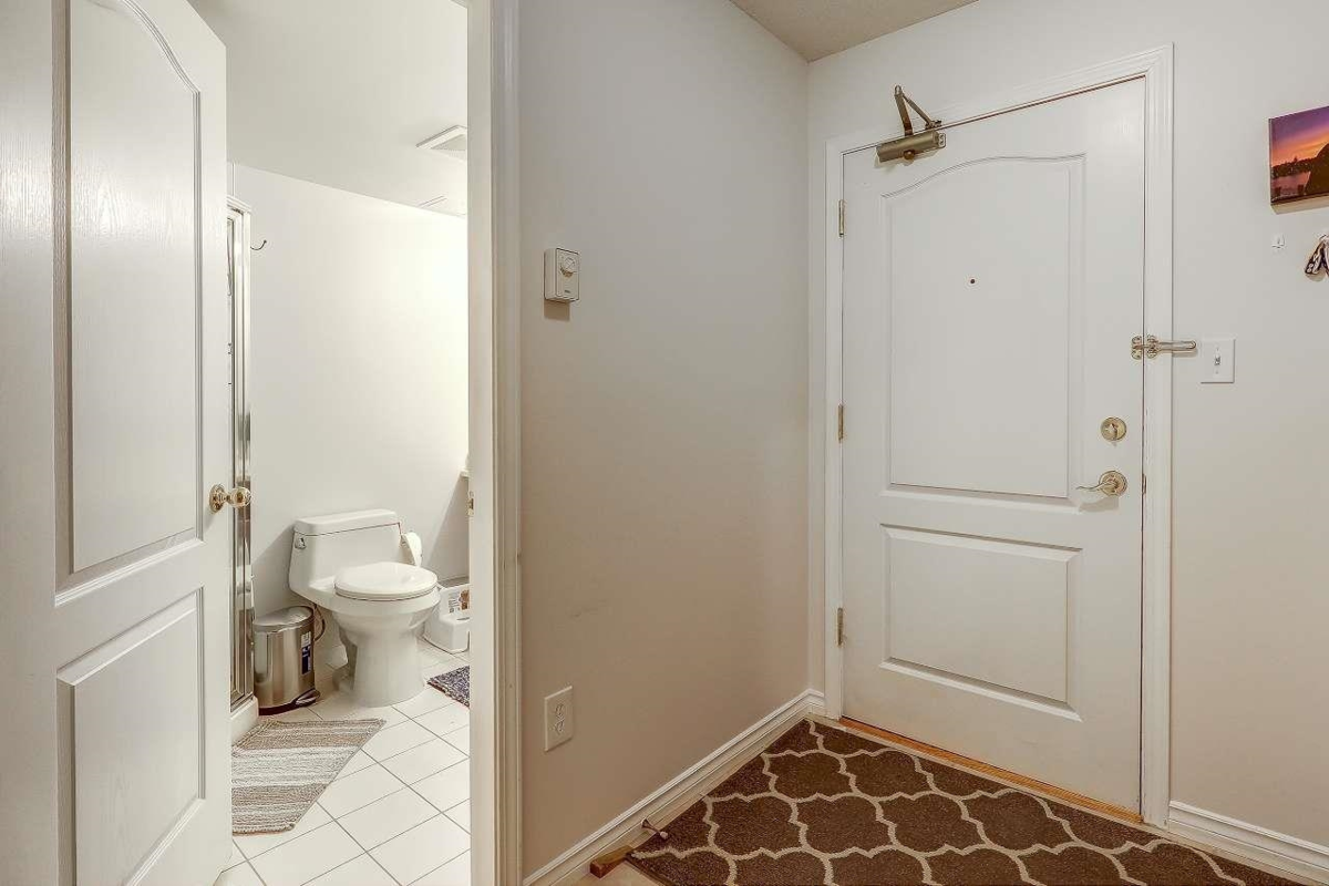 Laundry Room Photo of 1306 1196 Pipeline Road, Coquitlam, BC