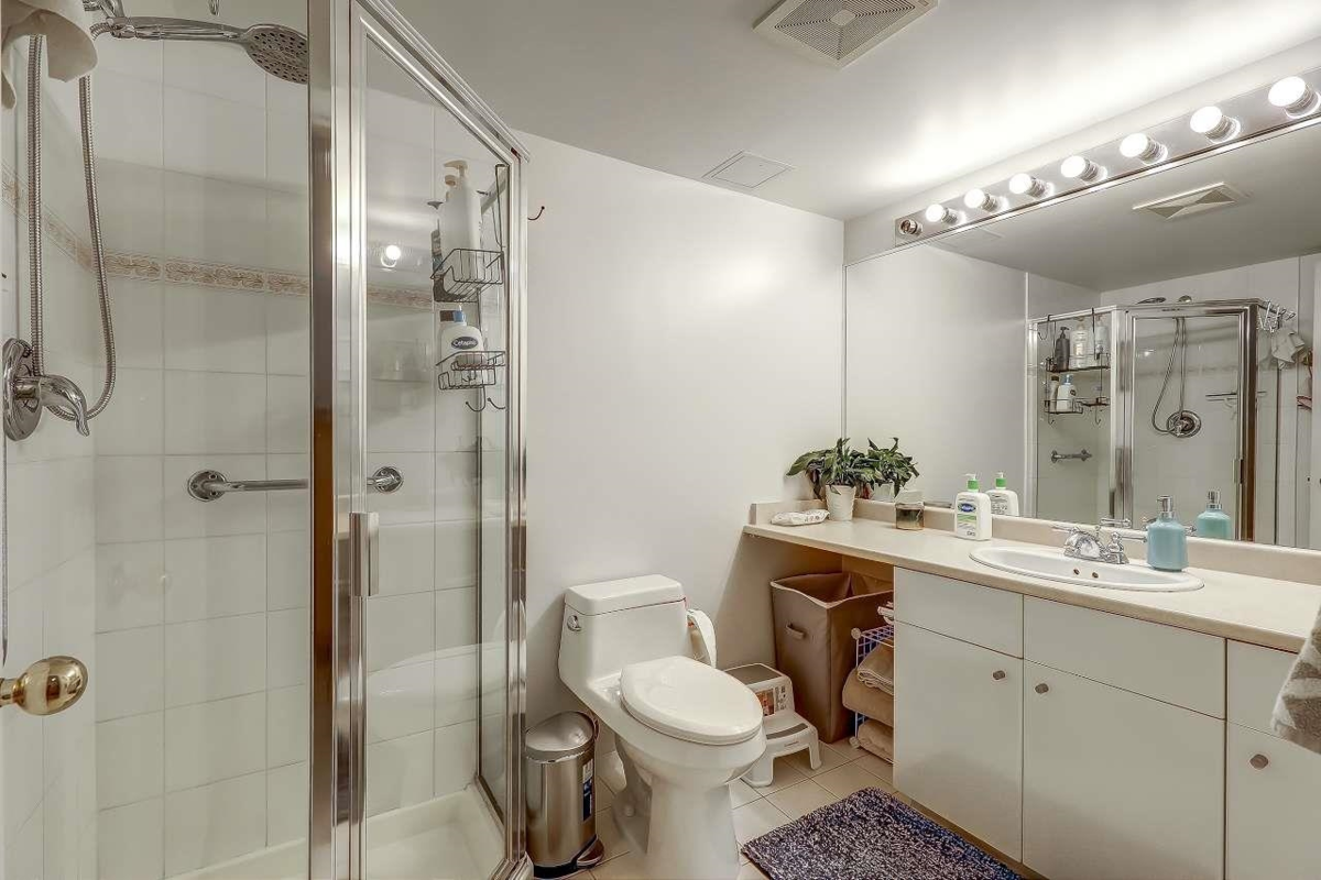 Mudroom Photo of 1306 1196 Pipeline Road, Coquitlam, BC