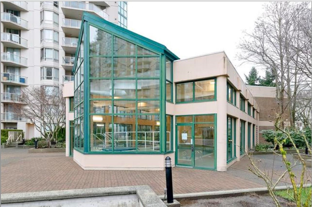 Outdoor Patio Photo of 1306 1196 Pipeline Road, Coquitlam, BC