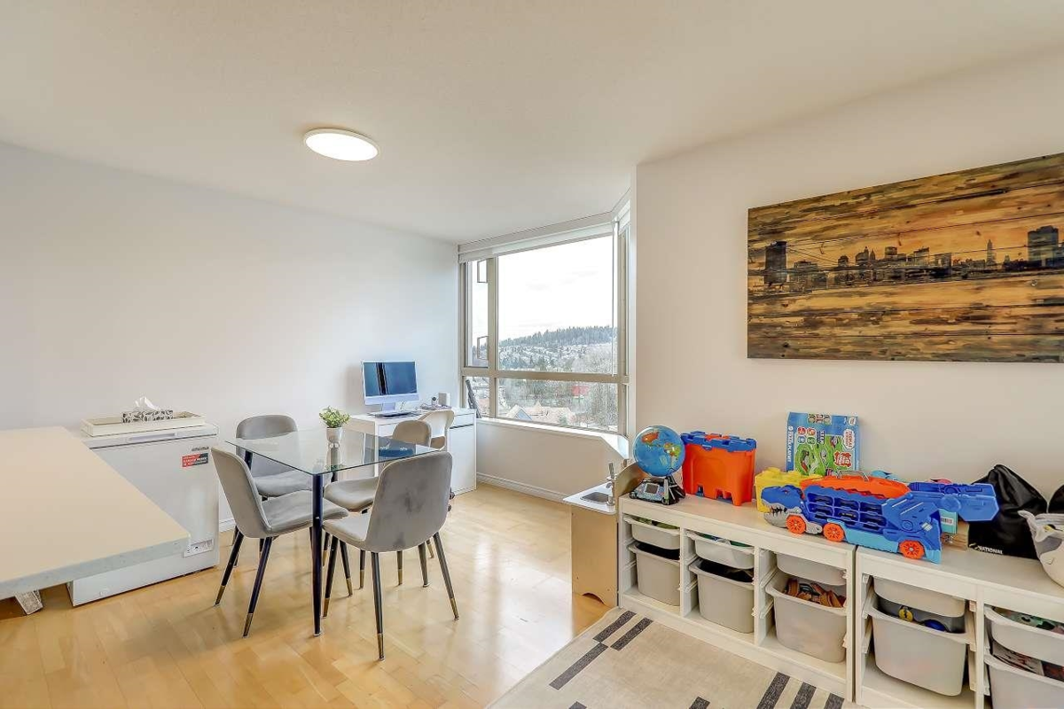 Pantry Photo of 1306 1196 Pipeline Road, Coquitlam, BC