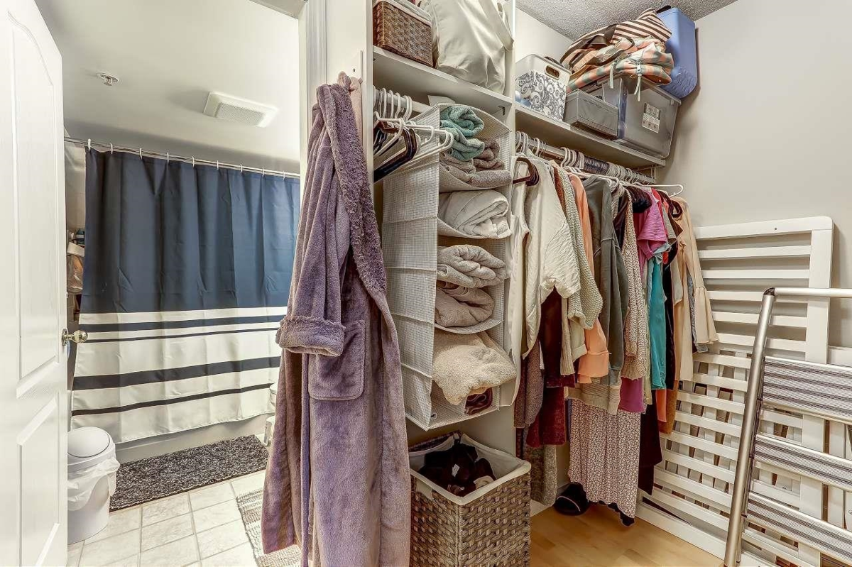 Powder Room Photo of 1306 1196 Pipeline Road, Coquitlam, BC