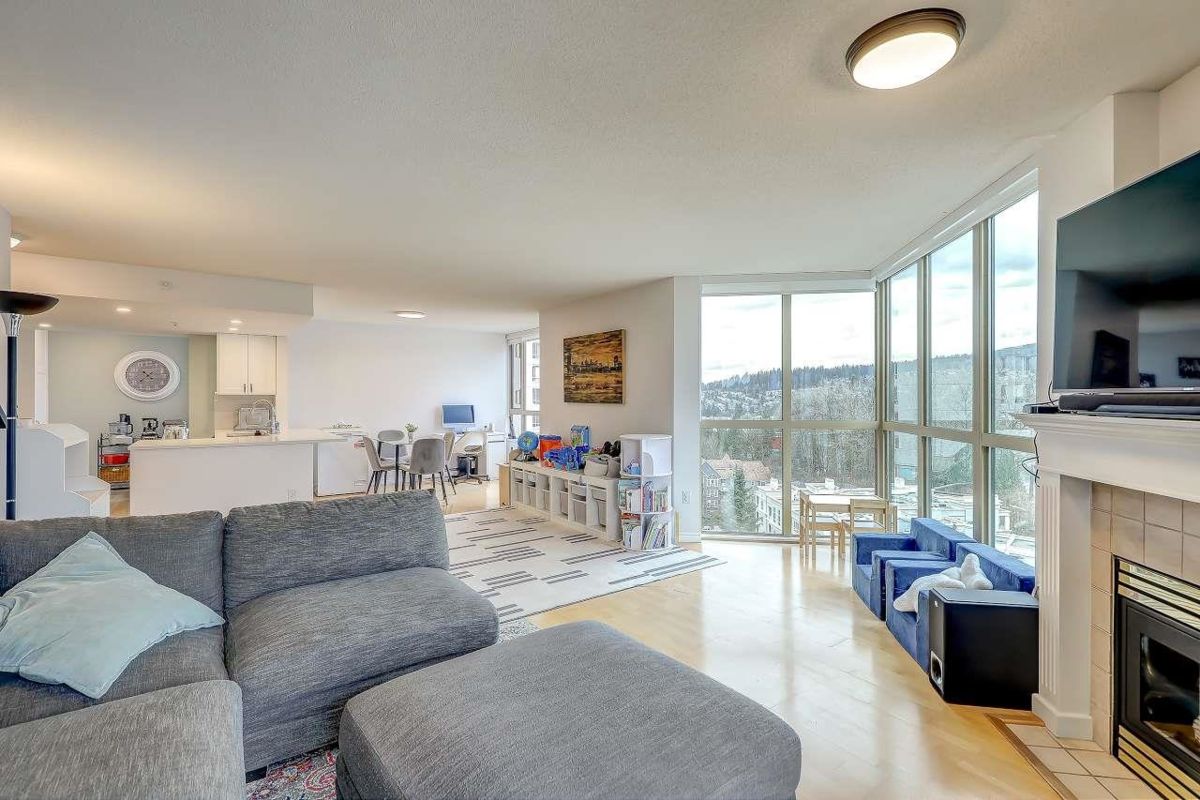 Primary Bedroom Photo of 1306 1196 Pipeline Road, Coquitlam, BC