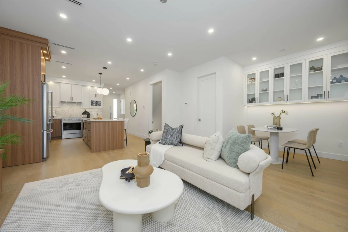 Kitchen Island Photo of 2 6176 Elgin Avenue, Burnaby, BC