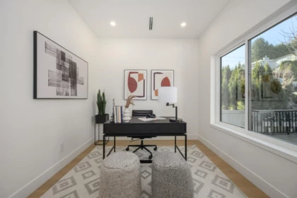 Walk-In Closet Photo of 2 6176 Elgin Avenue, Burnaby, BC