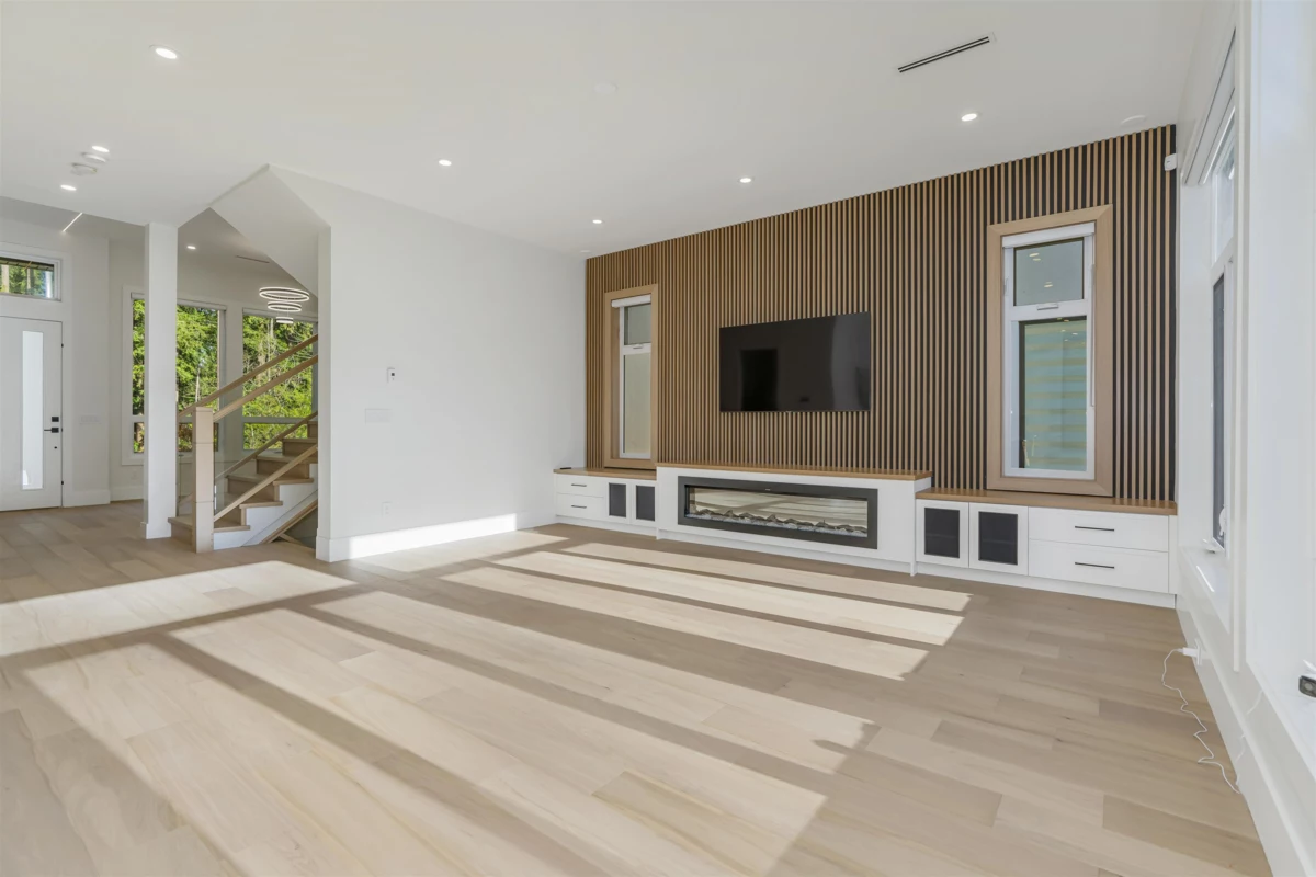 Kitchen Island Photo of 20062 27a Avenue, Langley, BC