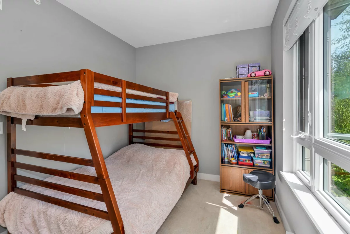 Guest Bathroom Photo of 411 14358 60 Avenue, Surrey, BC