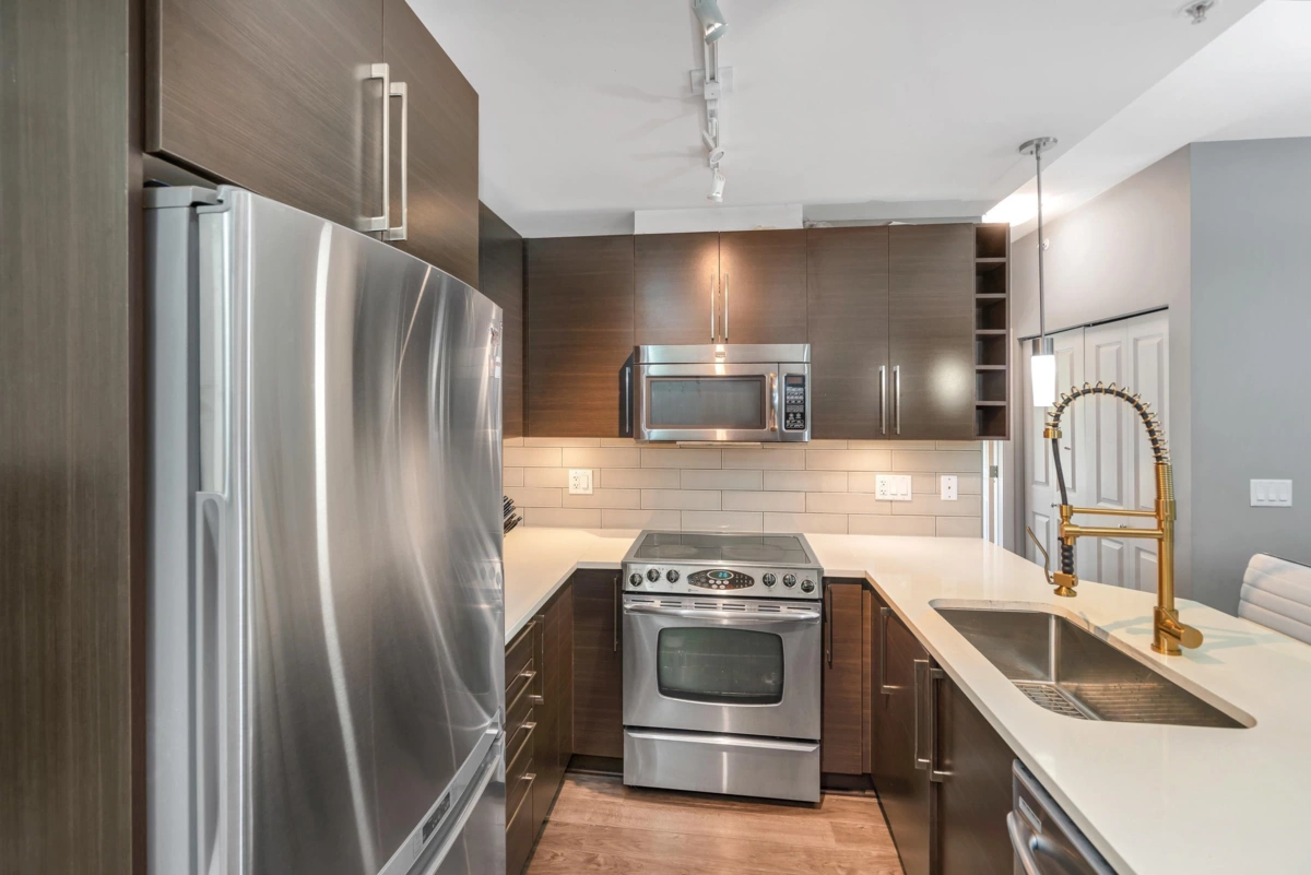 Primary Bedroom Photo of 411 14358 60 Avenue, Surrey, BC