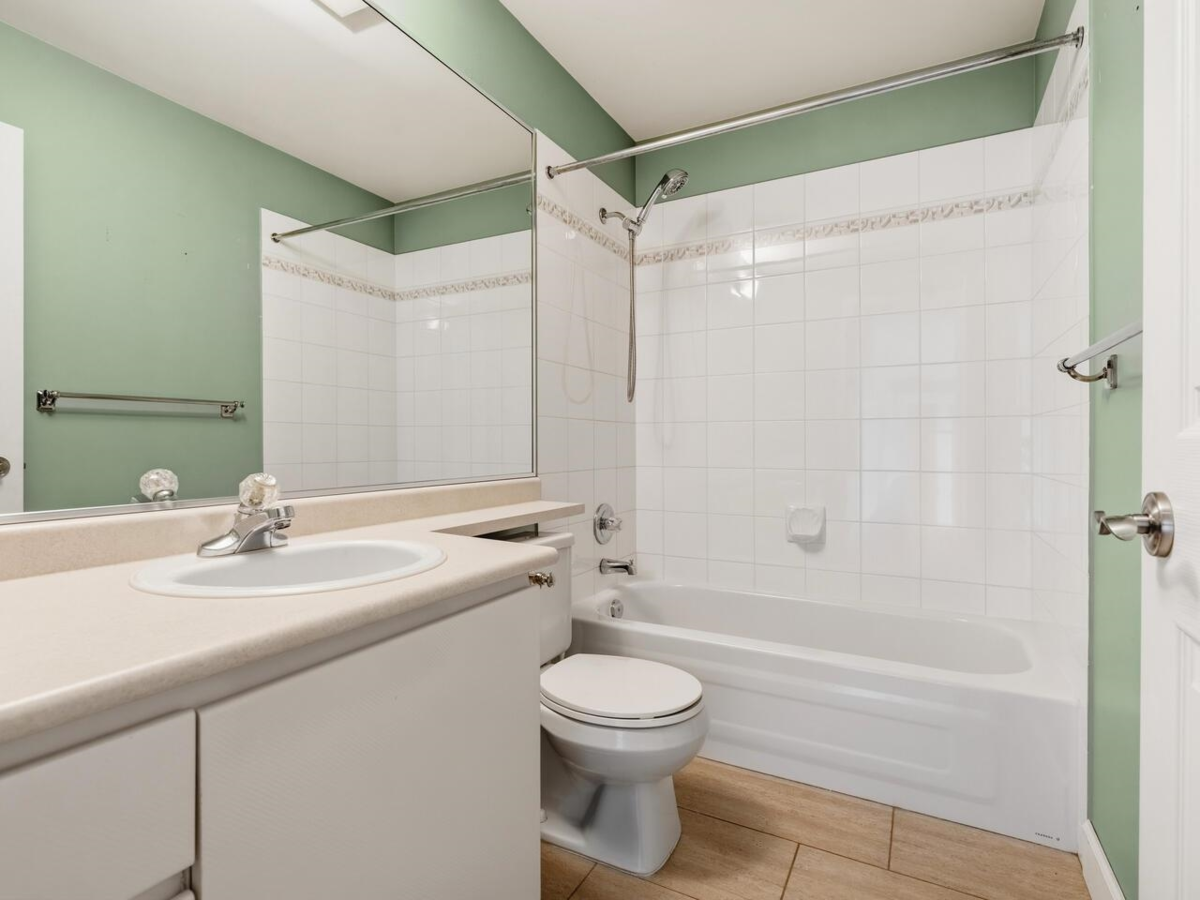 Hallway Photo of 1141 O'flaherty Gate, Port Coquitlam, BC