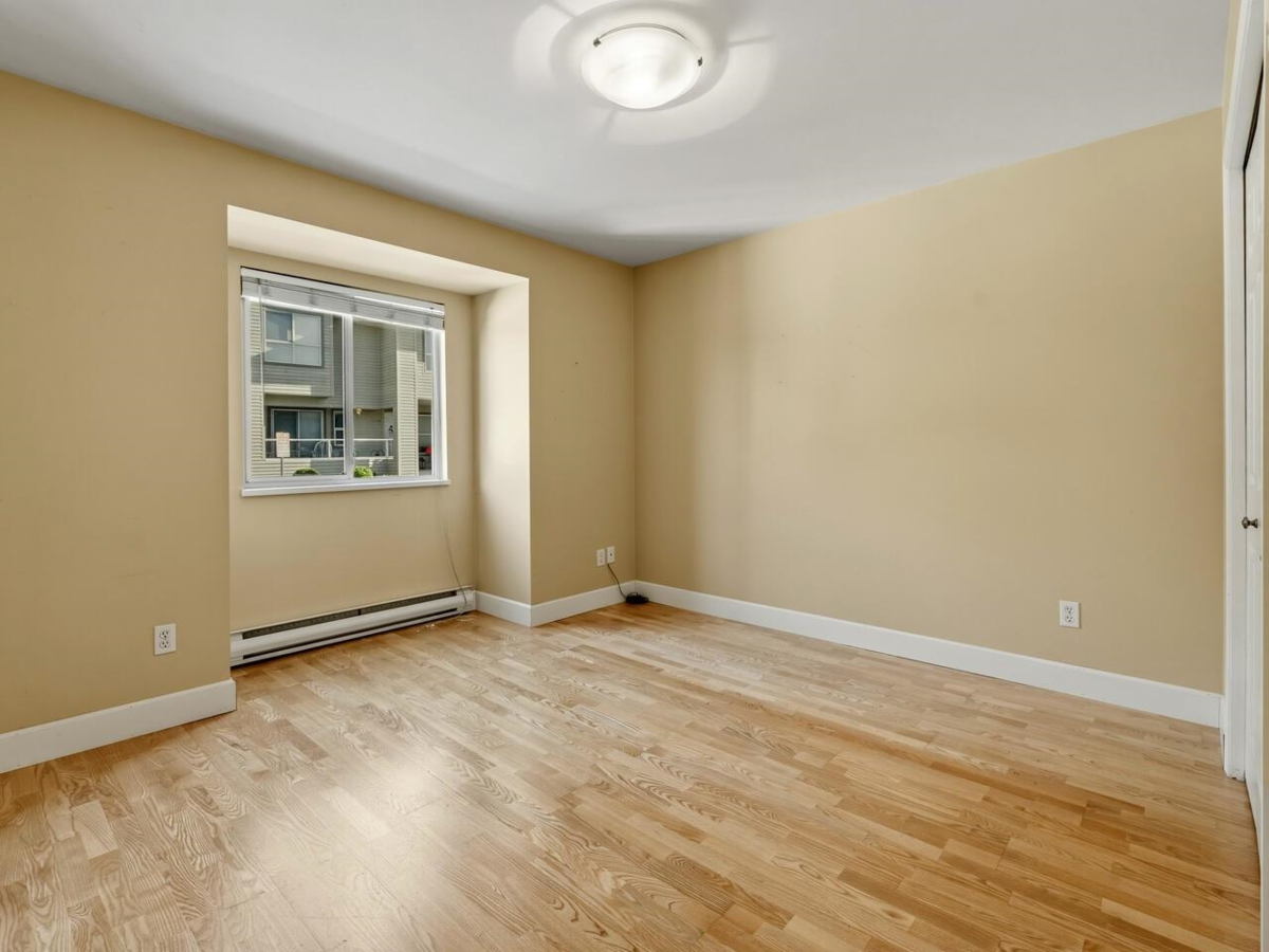 Mudroom Photo of 1141 O'flaherty Gate, Port Coquitlam, BC