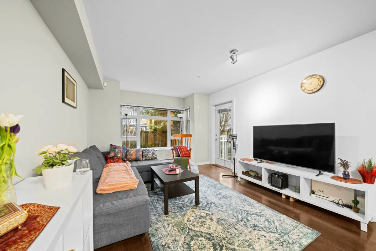 Breakfast Nook Photo of 209 7337 Macpherson Avenue, Burnaby, BC