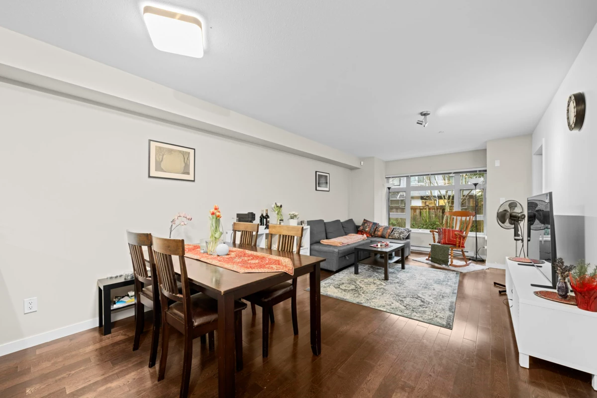 Kitchen Island Photo of 209 7337 Macpherson Avenue, Burnaby, BC