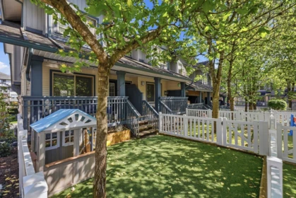 Outdoor Deck Photo of 60 19250 65 Avenue, Surrey, BC