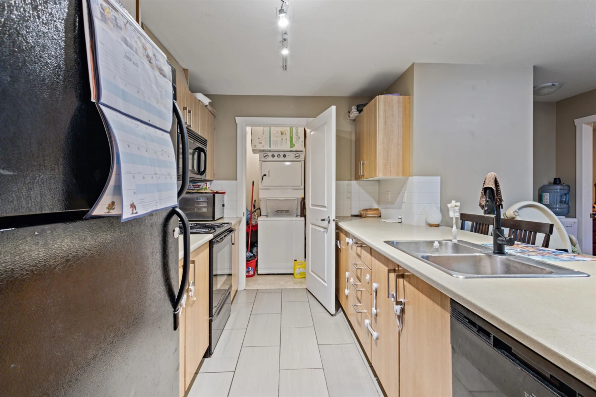 Dining Area Photo of 404 45561 Yale Road, Chilliwack, BC