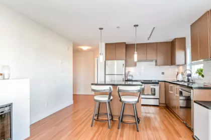 311 15775 Croydon Drive, Surrey, BC, Surrey — Apartment/Condo for sale
