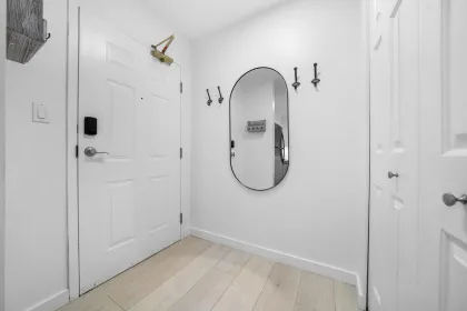 215 3600 Windcrest Drive, North Vancouver, BC, North Vancouver — Townhouse for sale