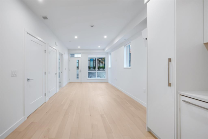 Kitchen Photo of 871 33 Avenue, Vancouver, BC