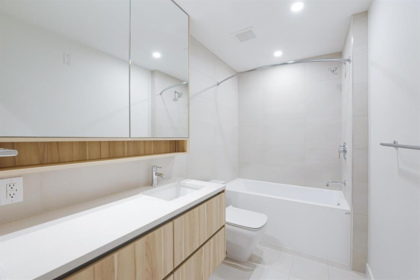 Walk-In Closet Photo of 871 33 Avenue, Vancouver, BC