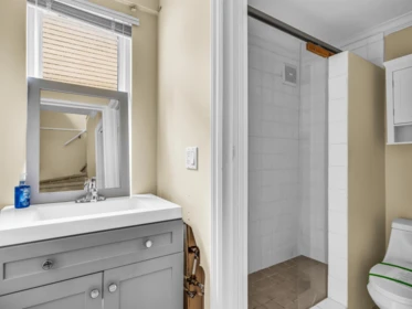 Guest Bathroom Photo of 14783 101 Avenue, Surrey, BC