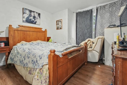 Bedroom 2 Photo of 118 6841 138 Street, Surrey, BC