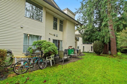 Hallway Photo of 118 6841 138 Street, Surrey, BC