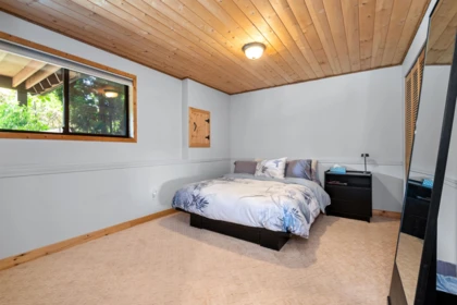 Basement Recreation Room Photo of 18058 57a Avenue, Surrey, BC