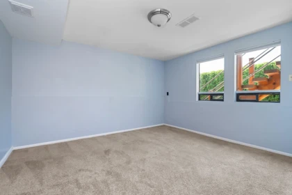 Laundry Room Photo of 18058 57a Avenue, Surrey, BC