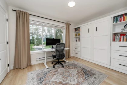 Entry Foyer Photo of 202 80 Elgin Street, Port Moody, BC