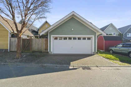 Outdoor Kitchen Photo of 133 Star Crescent, New Westminster, BC