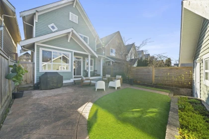 Swimming Pool Photo of 133 Star Crescent, New Westminster, BC