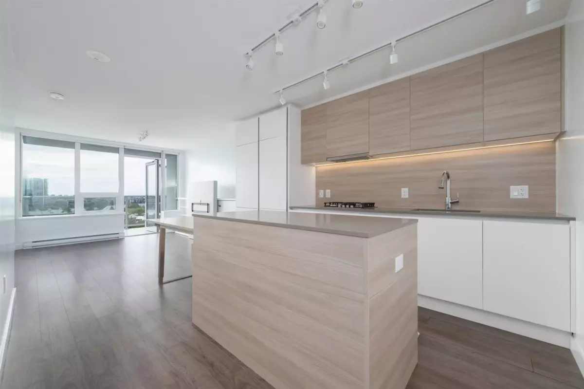 Living Room Photo of 1012 988 Quayside Drive, New Westminster, BC