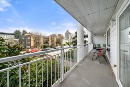 Powder Room Photo of 203 1066 W 13th Avenue, Vancouver, BC