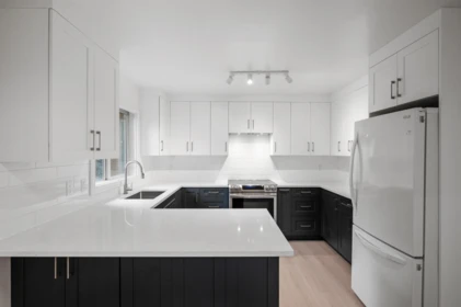 Kitchen Photo of 6640 Shawnigan Place, Richmond, BC