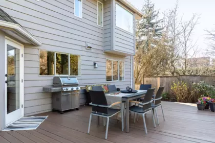Backyard Photo of 2323 Inglewood Avenue, West Vancouver, BC