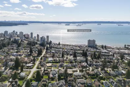 Hot Tub / Spa Photo of 2323 Inglewood Avenue, West Vancouver, BC