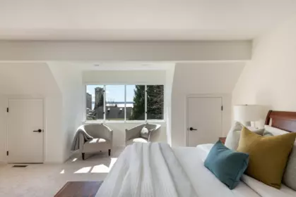 Loft / Bonus Room Photo of 2323 Inglewood Avenue, West Vancouver, BC