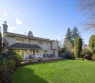 Outdoor Deck Photo of 2323 Inglewood Avenue, West Vancouver, BC