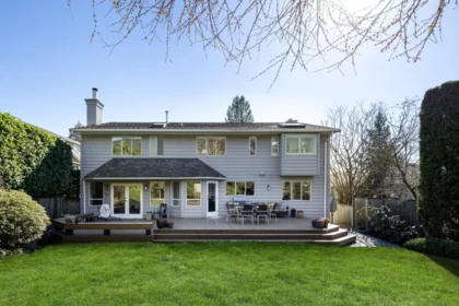 Outdoor Patio Photo of 2323 Inglewood Avenue, West Vancouver, BC