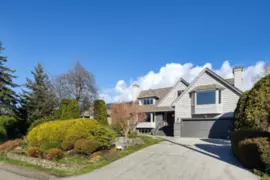 2323 Inglewood Avenue, West Vancouver, BC