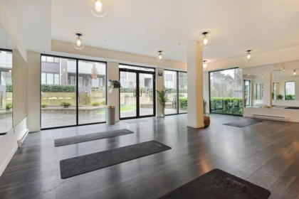 Entry Foyer Photo of 308 15835 85 Avenue, Surrey, BC