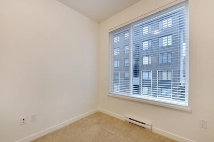 Primary Bathroom Photo of 308 15835 85 Avenue, Surrey, BC