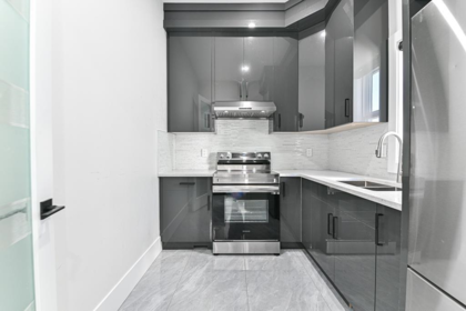 Kitchen Photo of 2534 Terminal Court, Abbotsford, BC