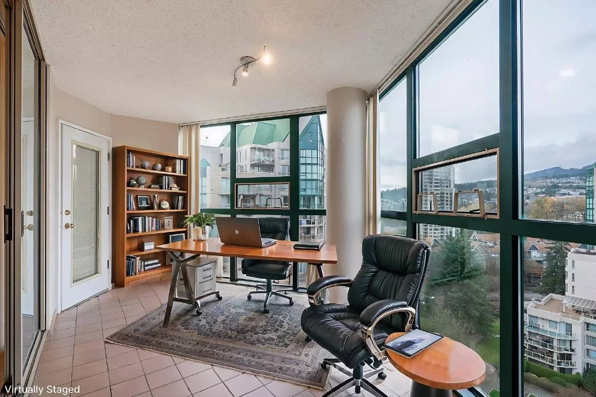 Dining Area Photo of 1305 1190 Pipeline Road, Coquitlam, BC