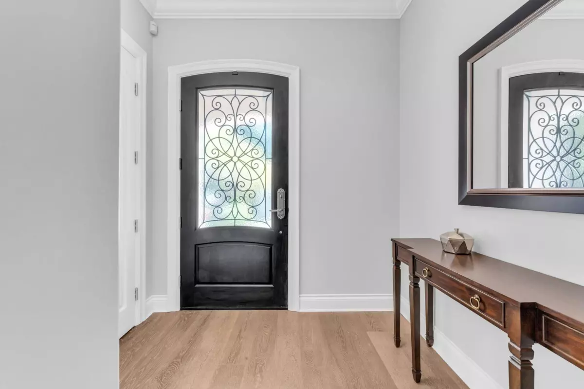 Family Room Photo of 4348 Erwin Drive, West Vancouver, BC