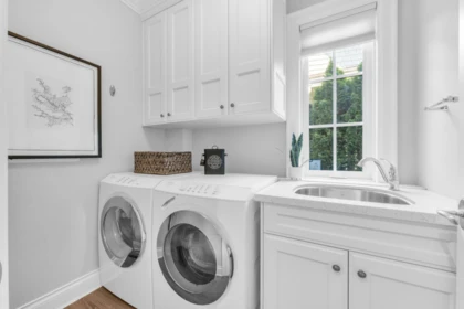 Hot Tub / Spa Photo of 4348 Erwin Drive, West Vancouver, BC