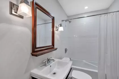 Walk-In Closet Photo of 2303 W 3rd Avenue, Vancouver, BC