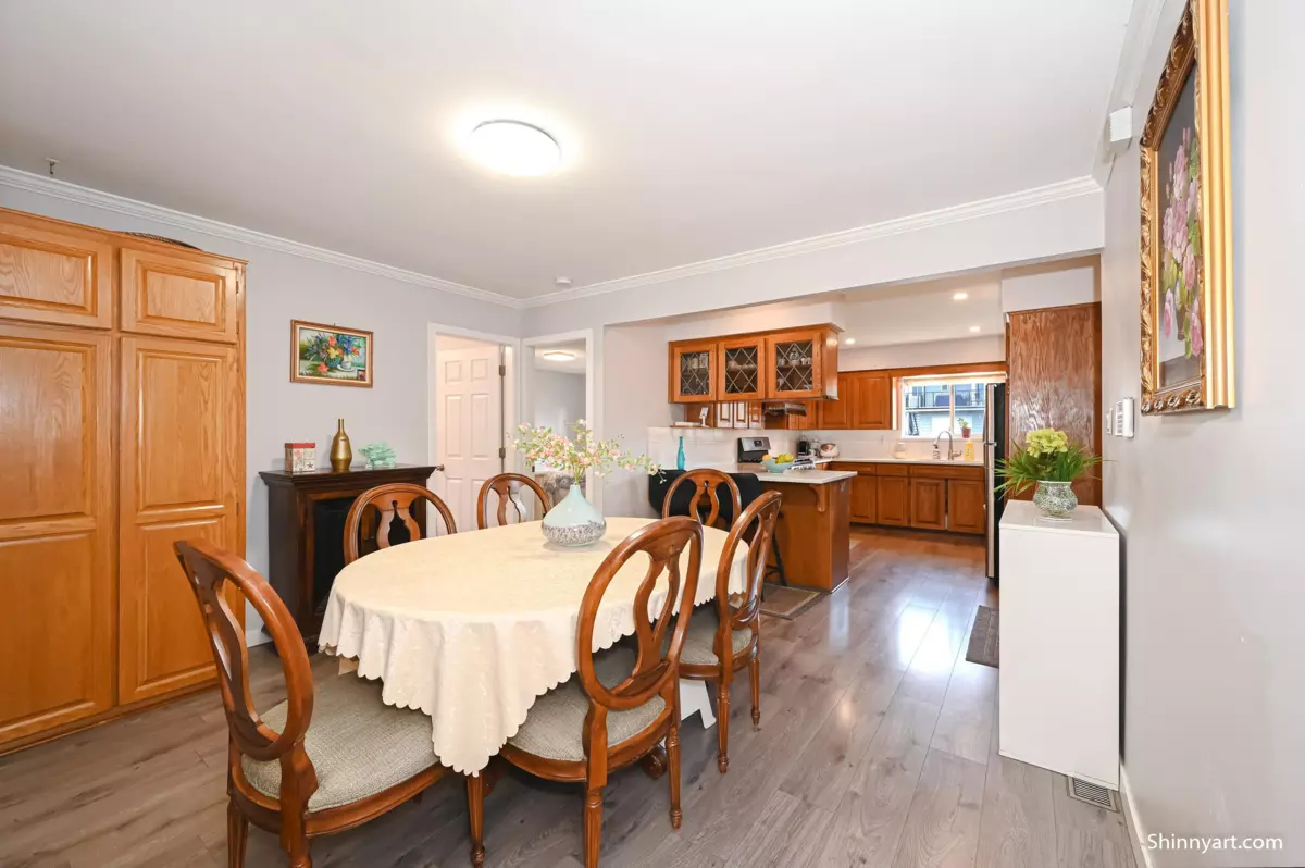 Dining Area Photo of 4708 Westlawn Drive, Burnaby, BC