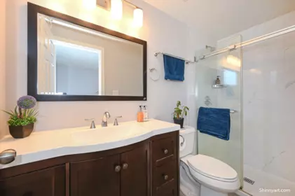Primary Bathroom Photo of 4708 Westlawn Drive, Burnaby, BC