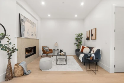 2 1822 E 14th Avenue, Vancouver, BC, Vancouver — Half Duplex for sale